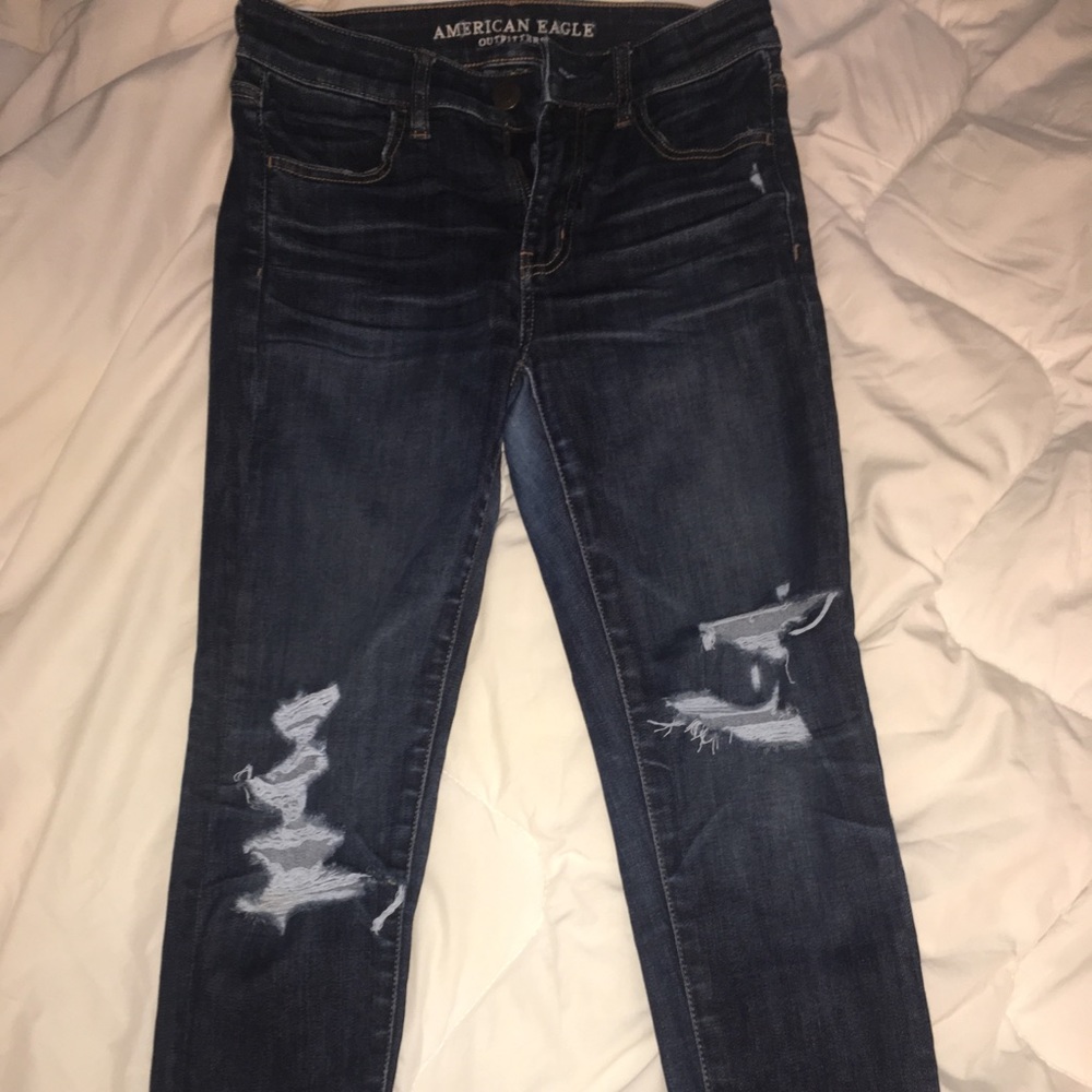 American Eagle Ripped Dark wash Skinny Jeans